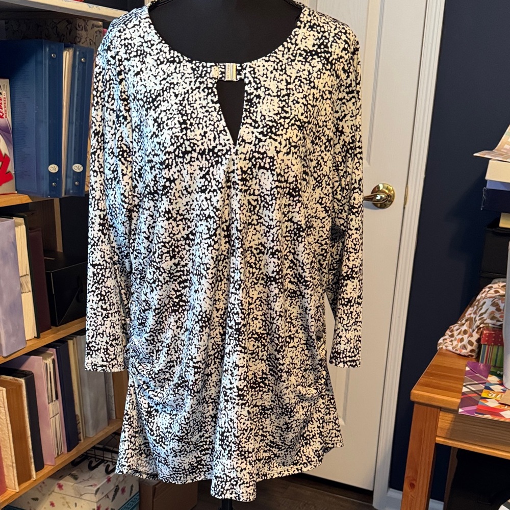 Vince Camuto Women's Plus Blouse 1X